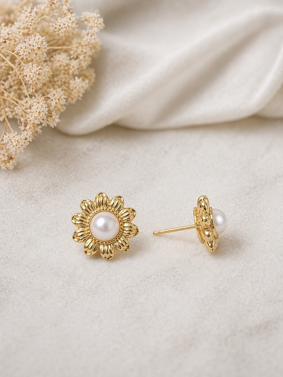The Daisy Stud