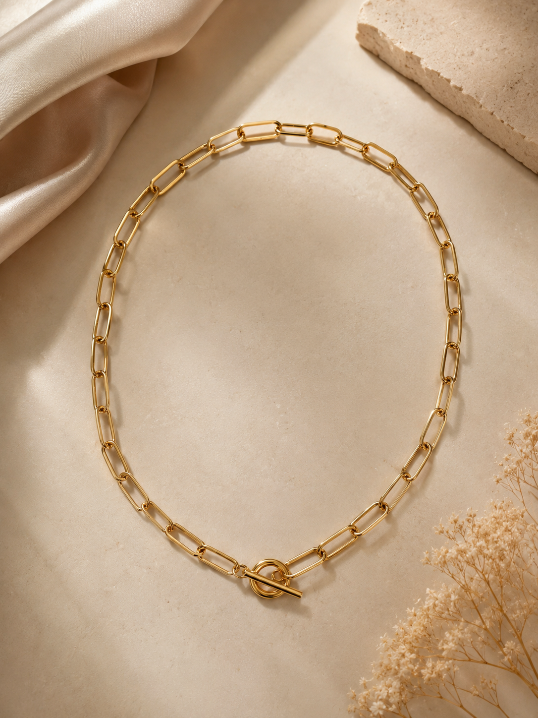 The Abbey Toggle Chain