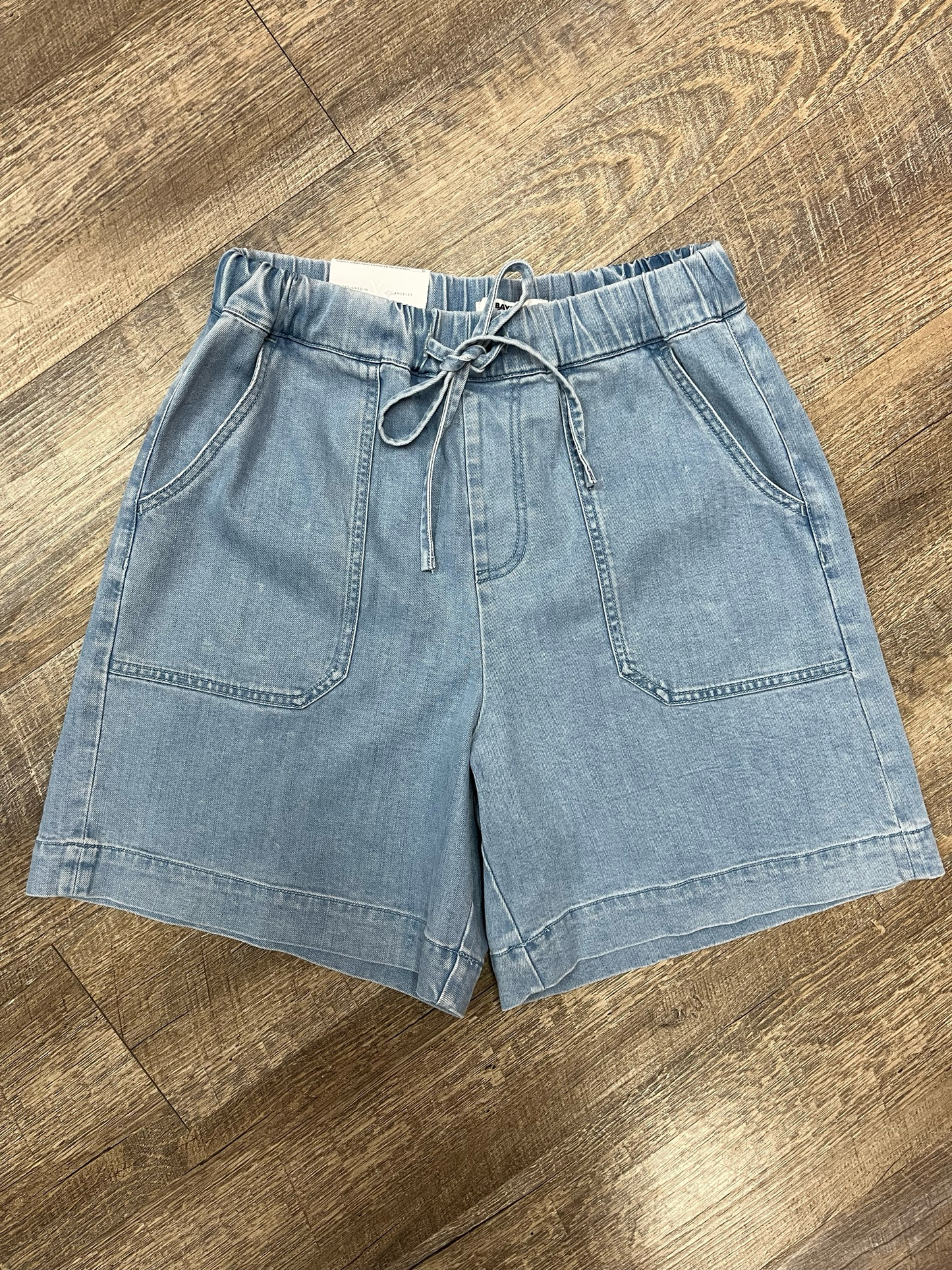 Lite Blu Short