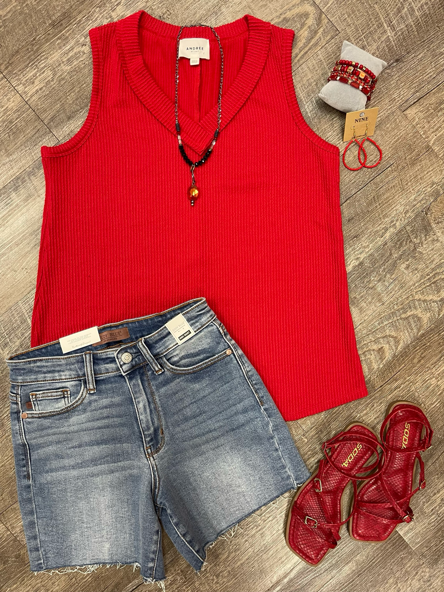 Sleeveless V