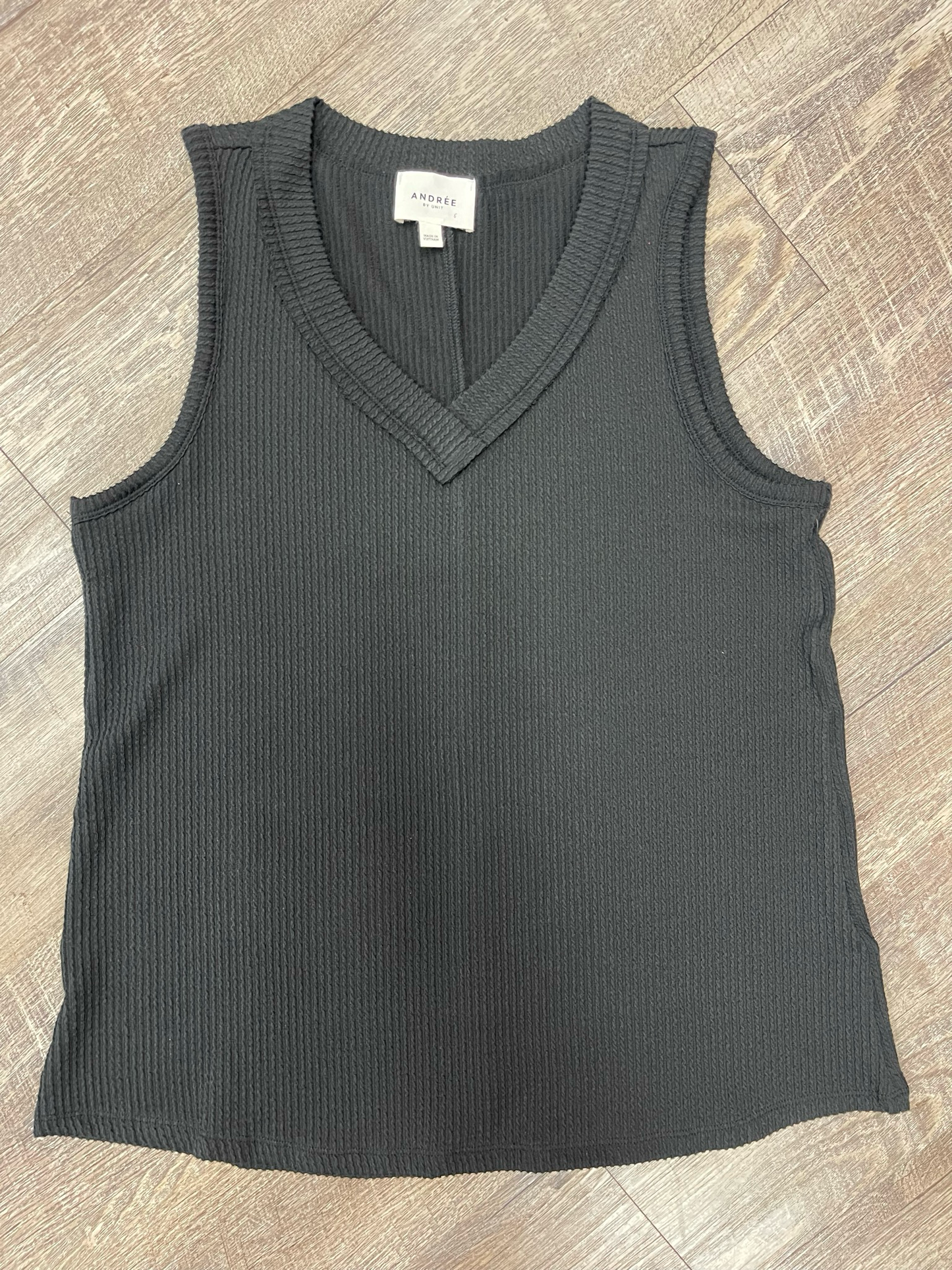 Sleeveless V