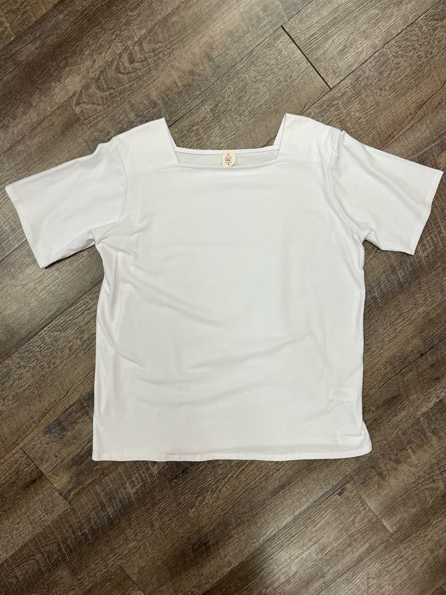 Square Neck