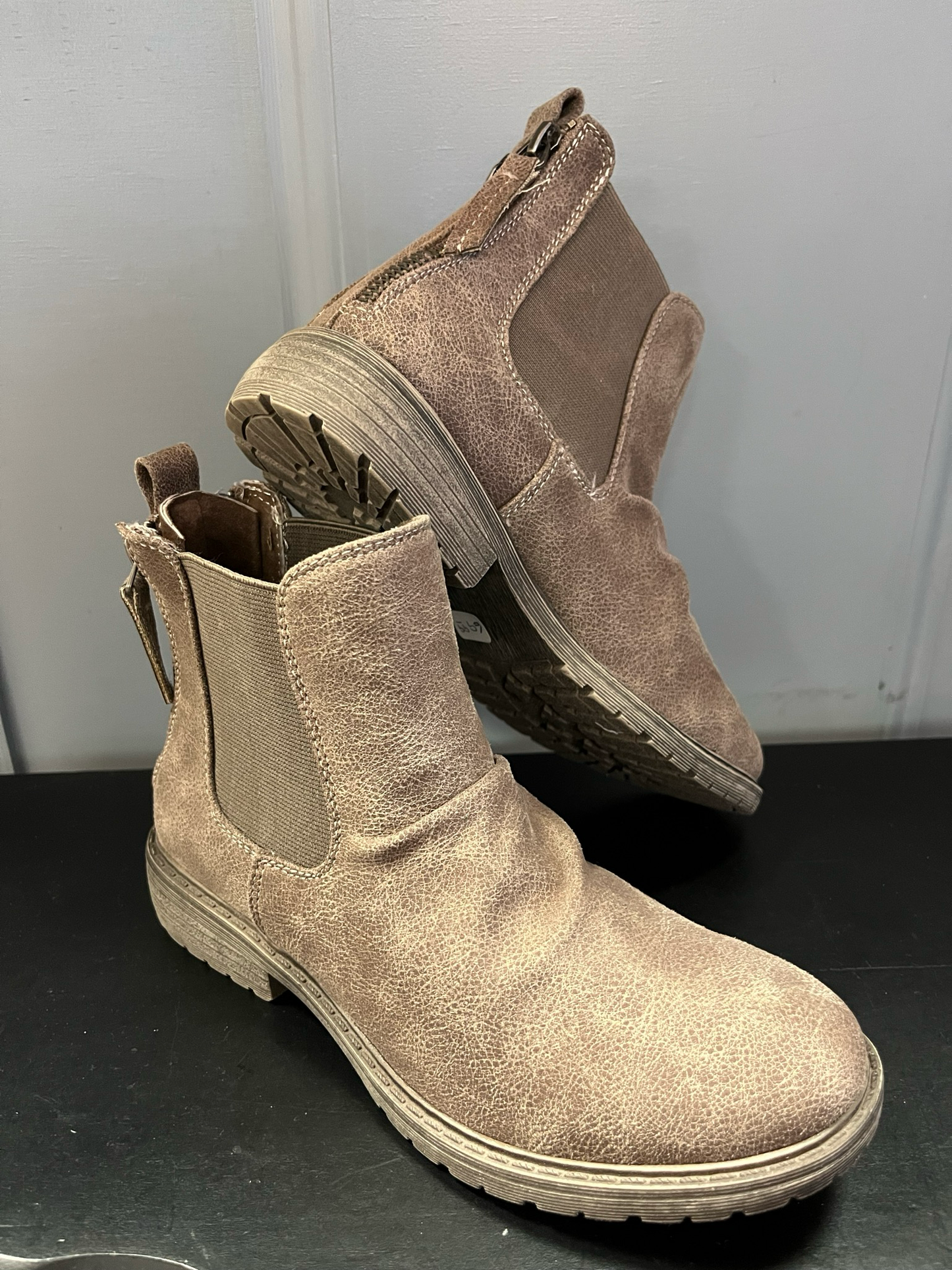 Vienna Taupe