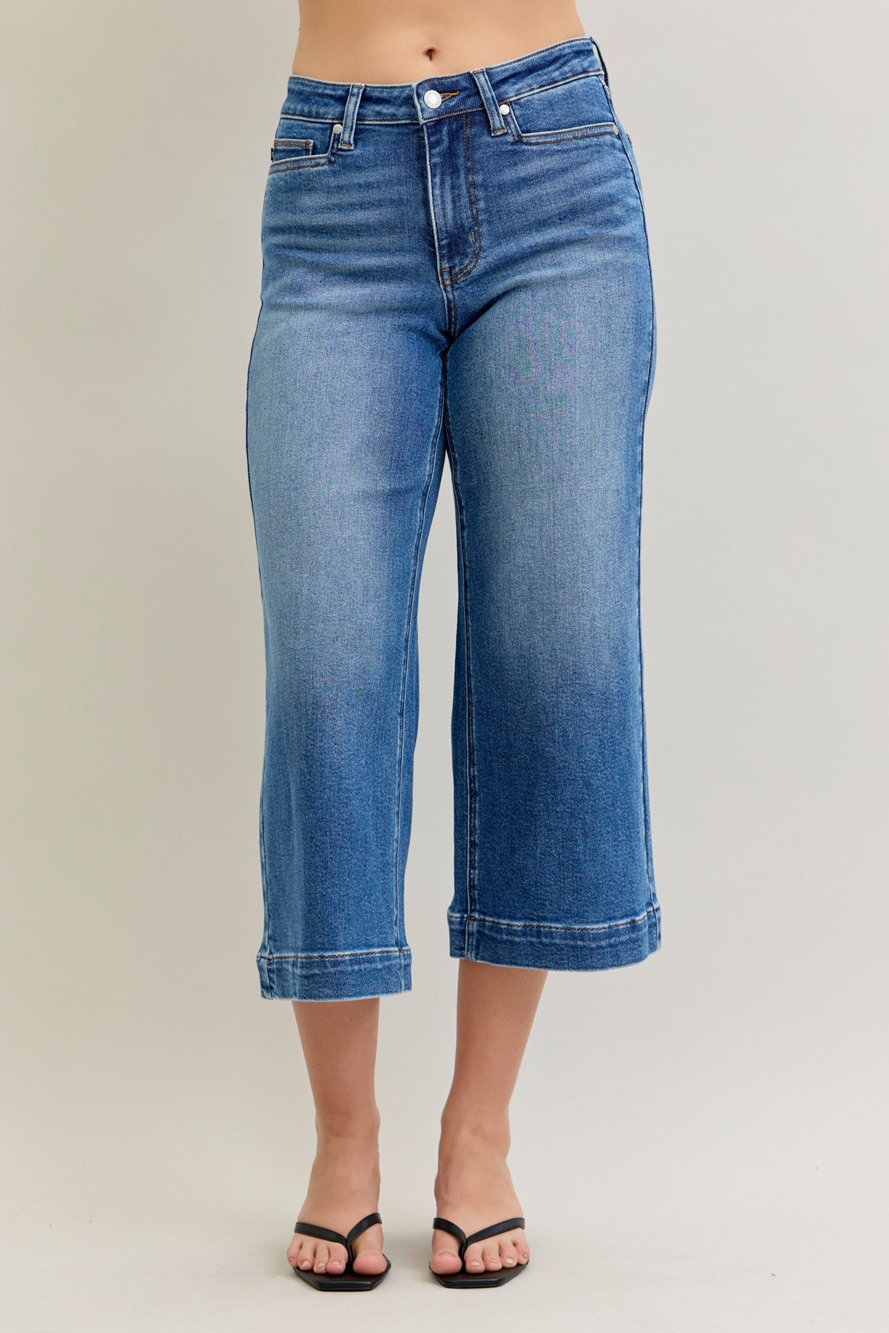 MR Vintage Crop
