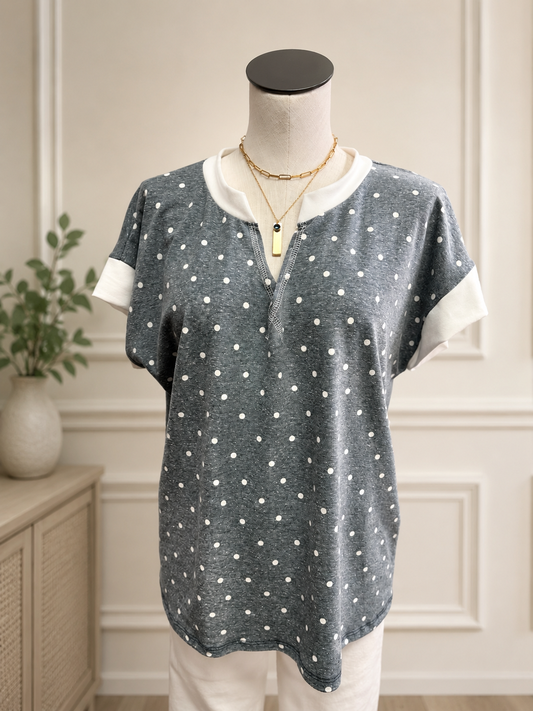 7th Ray Polka Dot Contrast Trim V Neck Short Sleeve Top