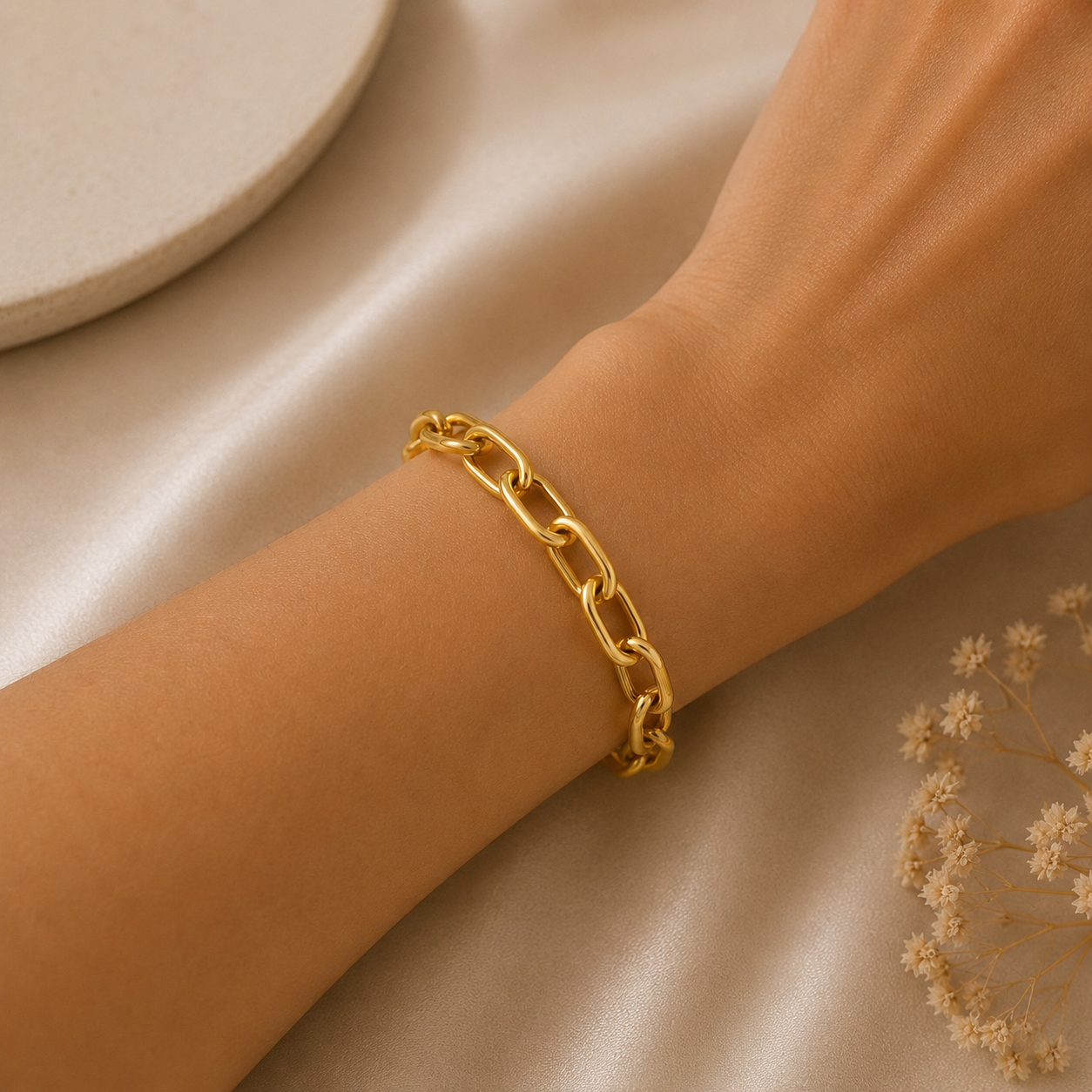 The Lowen Bracelet