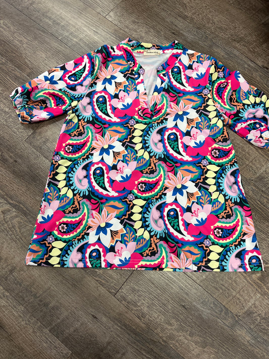 Bold Paisley