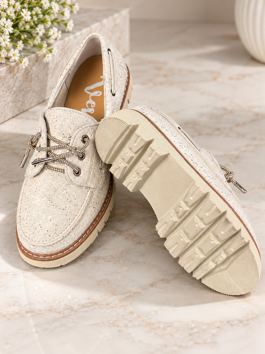 Dana Loafer in Cream