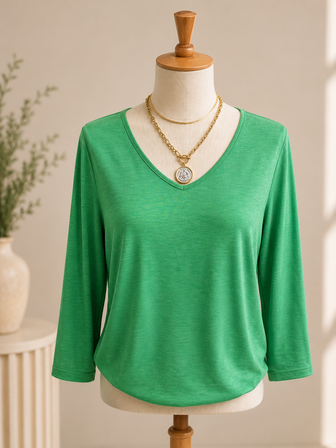 Classic V-Neck No Collar Lizzy Top