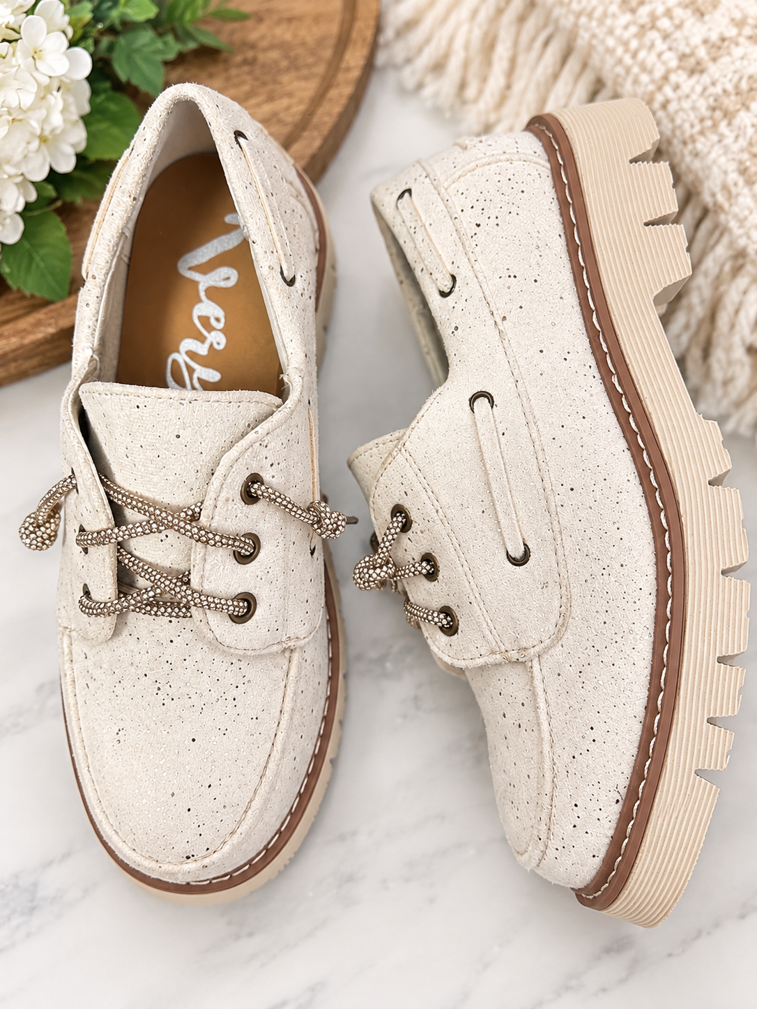 Dana Loafer in Cream