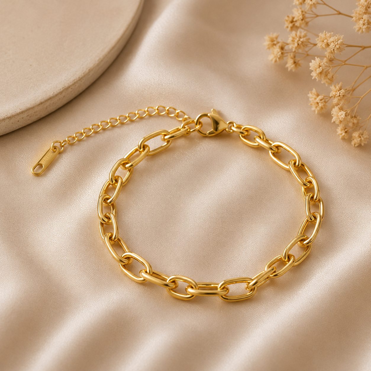 The Lowen Bracelet