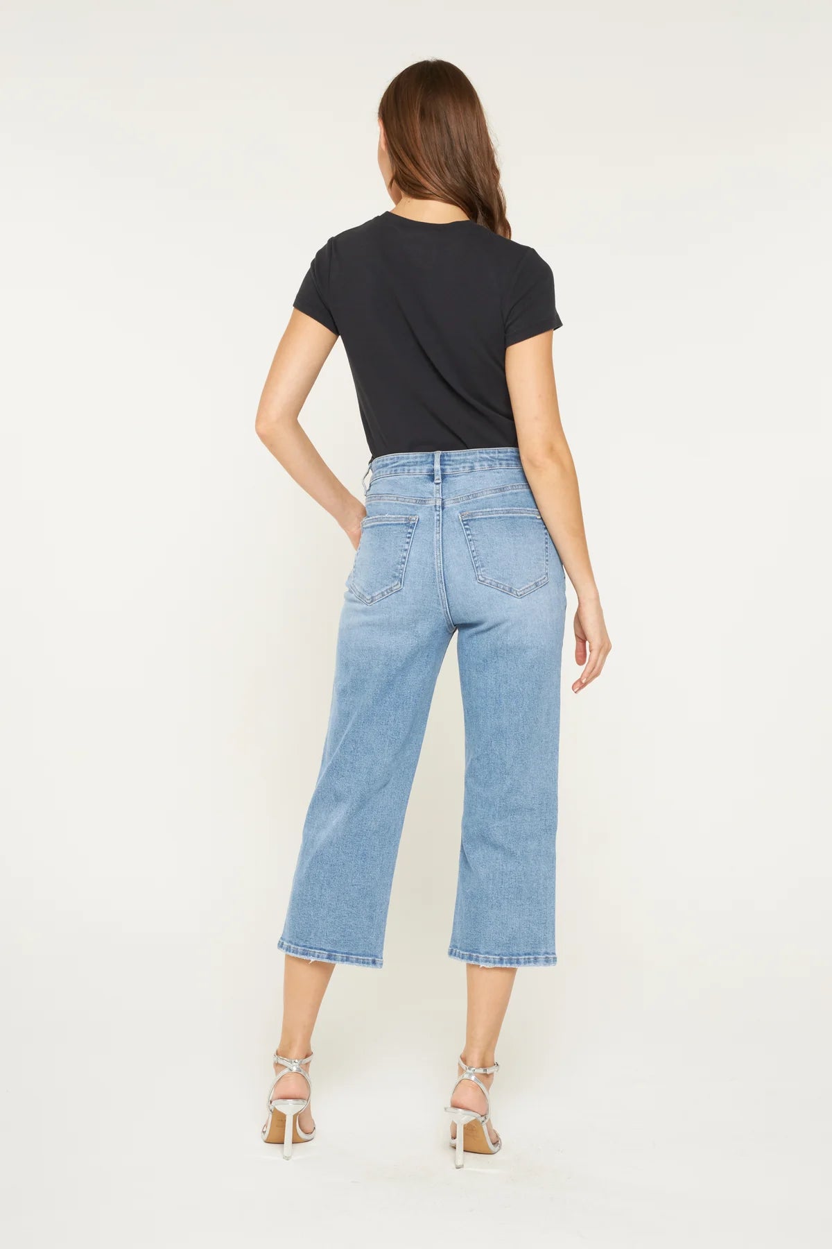 Mica High Rise Straight Capri in Arty-Click Blue