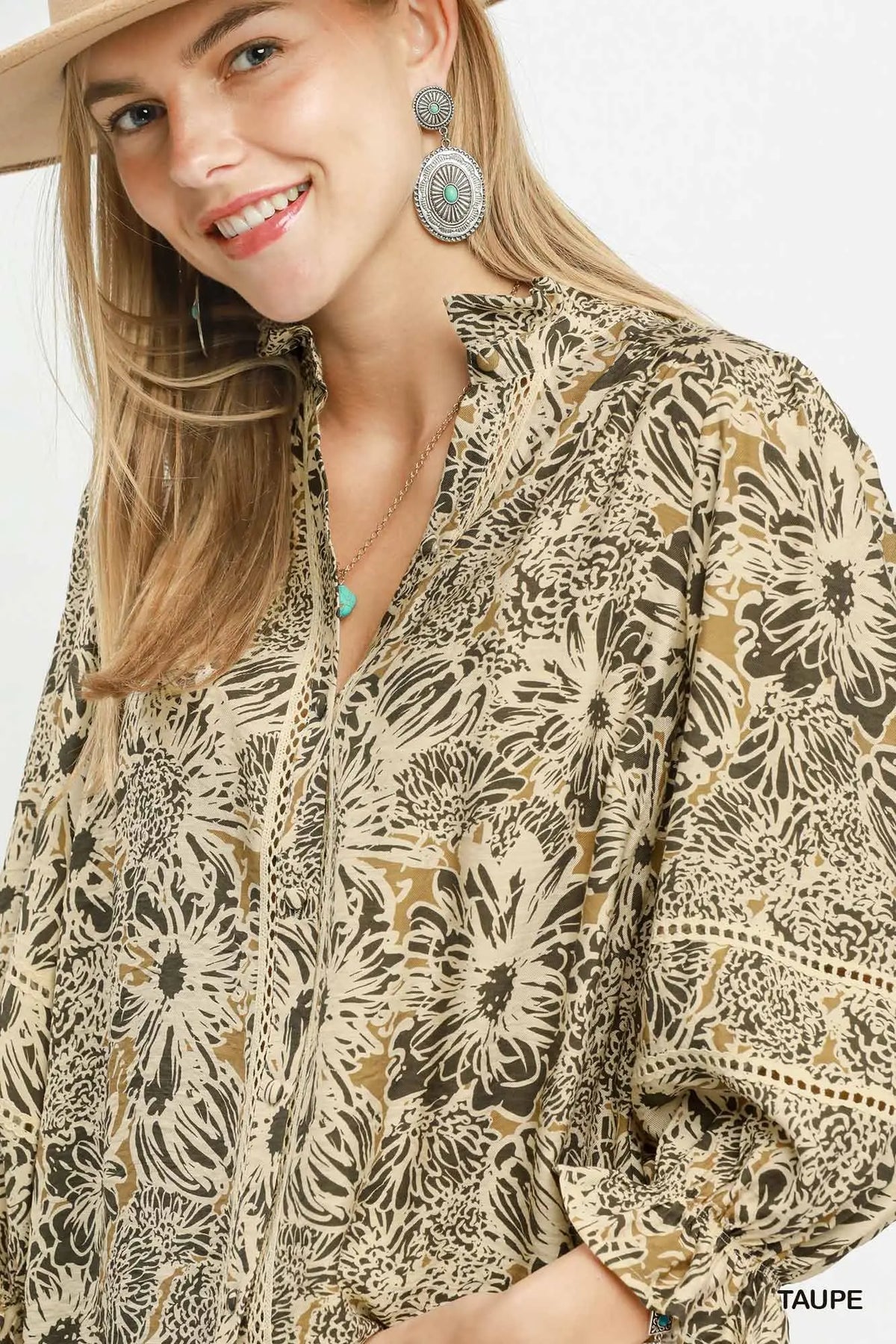 Umgee Floral Print Lace Trim Button Down Top