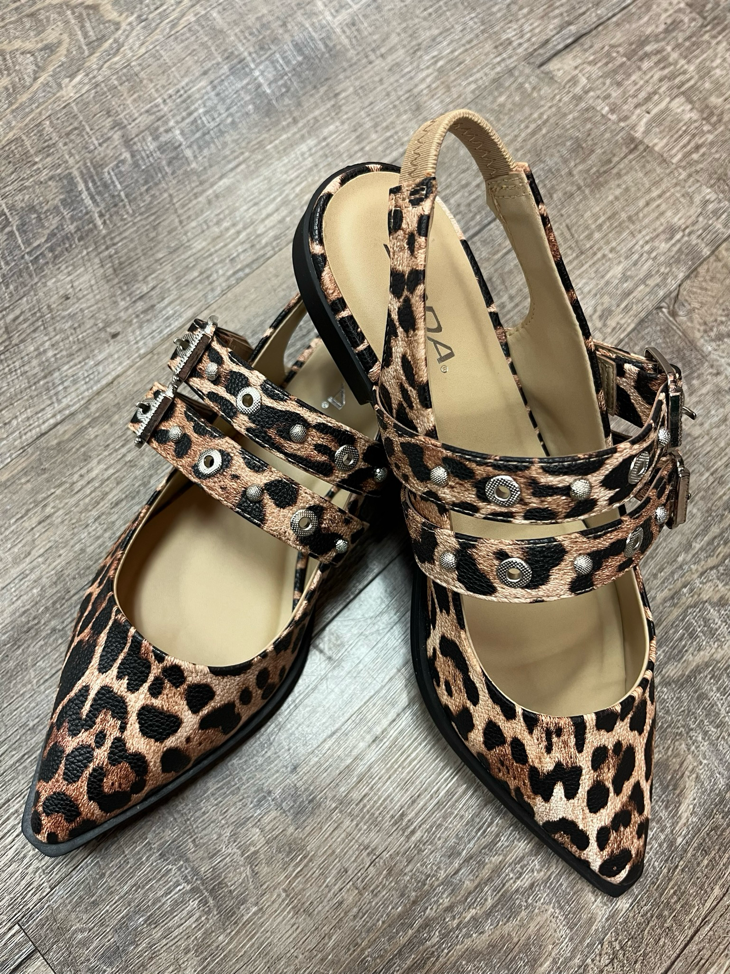 Mills Leopard